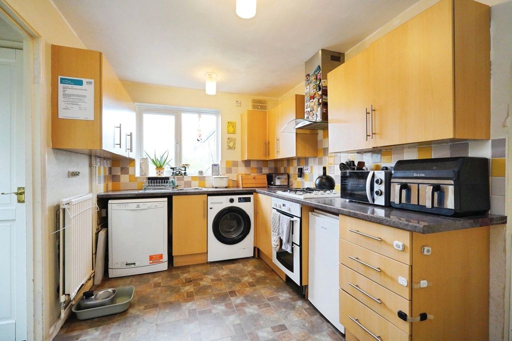 Property photo 3 of 19 Pbox-Img.Jpg