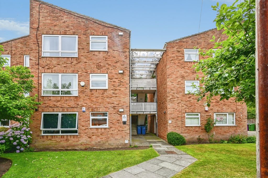 Property photo 1 of 19 Pbox-Img.Jpg
