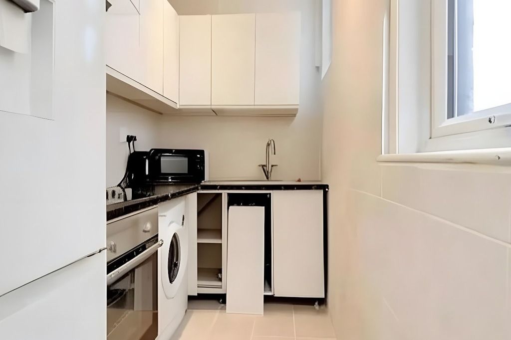 Property photo 2 of 3