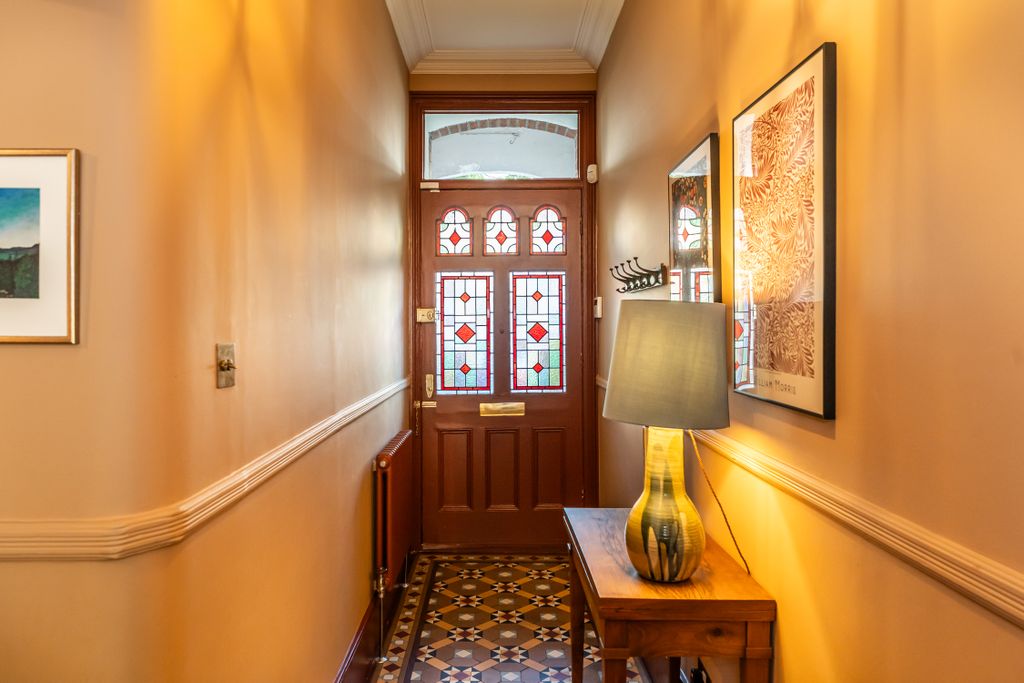 Property photo 2 of 59