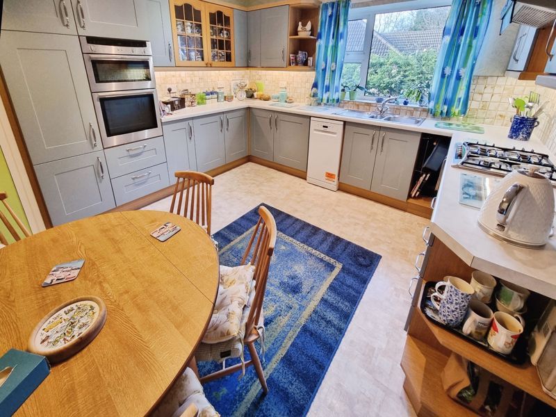 Property photo 3 of 15 Photo 14