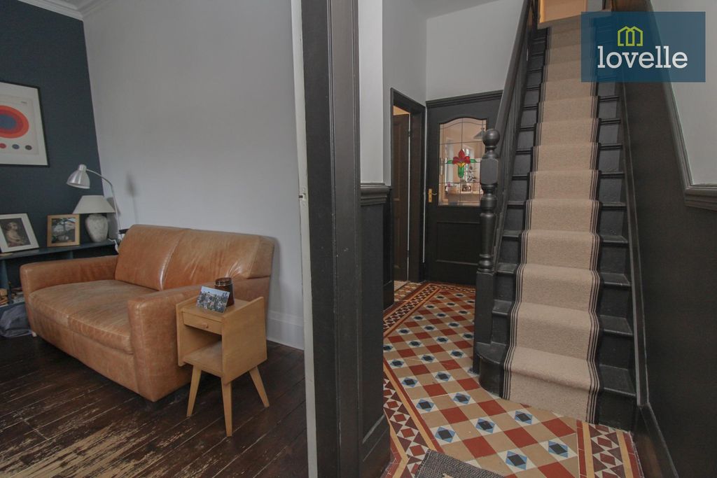 Property photo 3 of 14