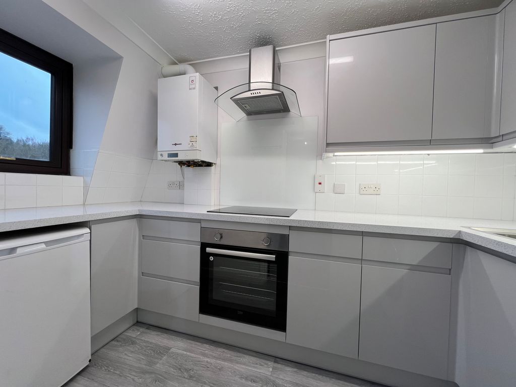 Property photo 2 of 7 Gallery