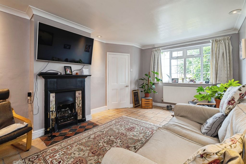 Property photo 2 of 17
