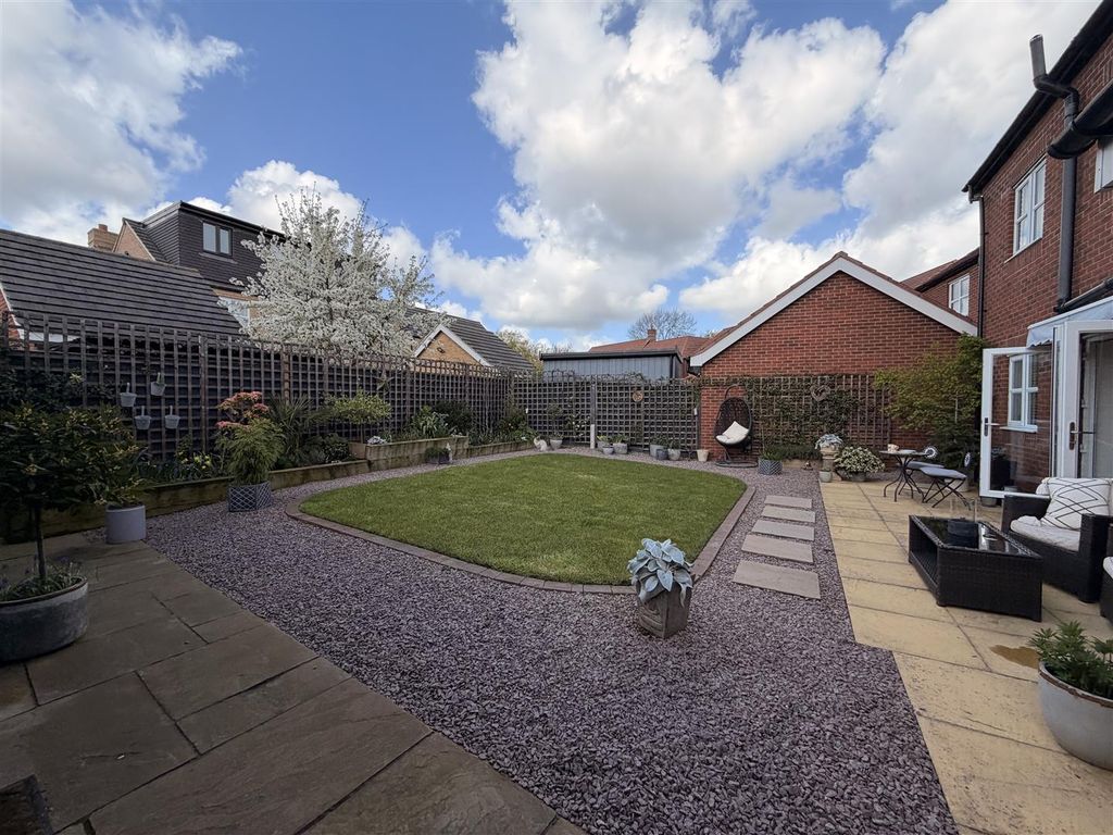 Additional image 31 of 4 bed detached house for saleDaffodil Close, Loughborough LE11