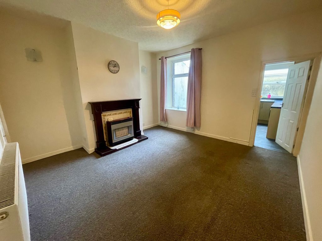 Property photo 3 of 7 Photo 3