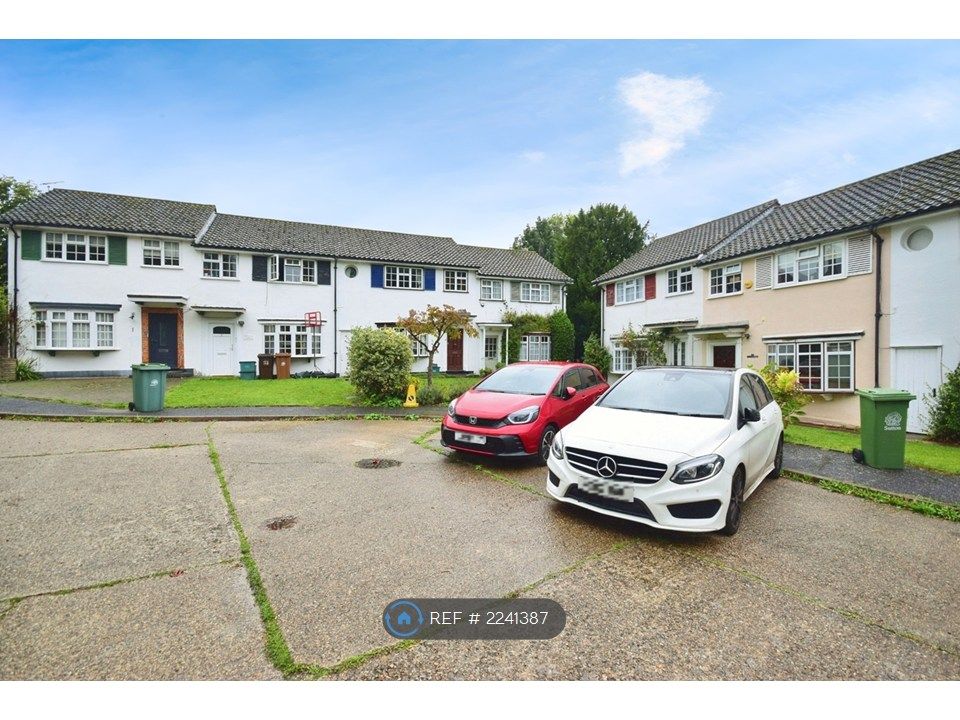 Property photo 2 of 11
