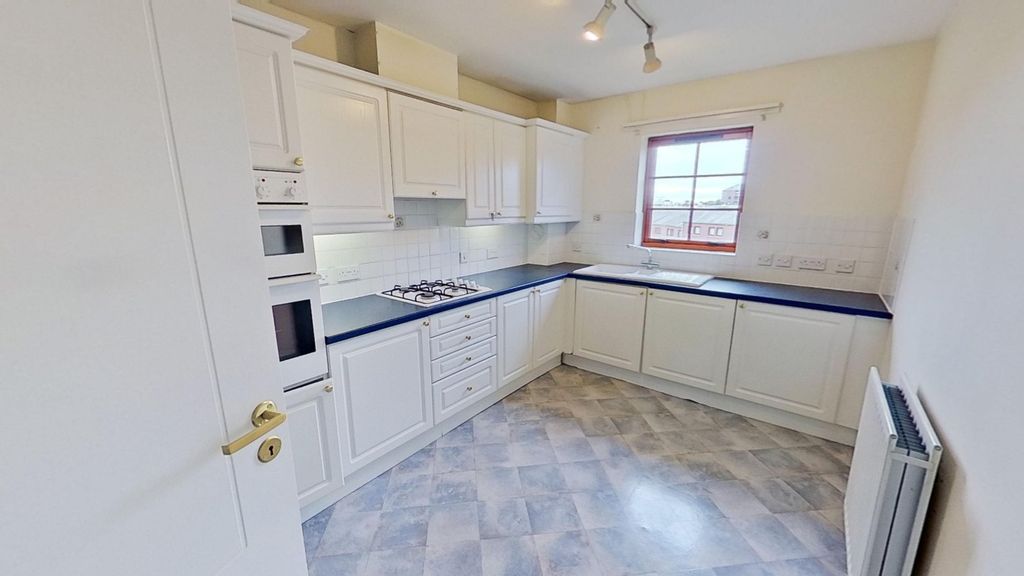 Property photo 3 of 10 Photo 3