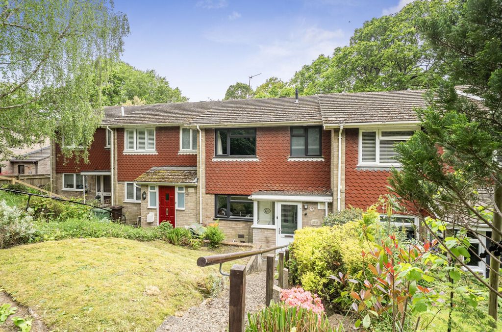 Property photo 1 of 18