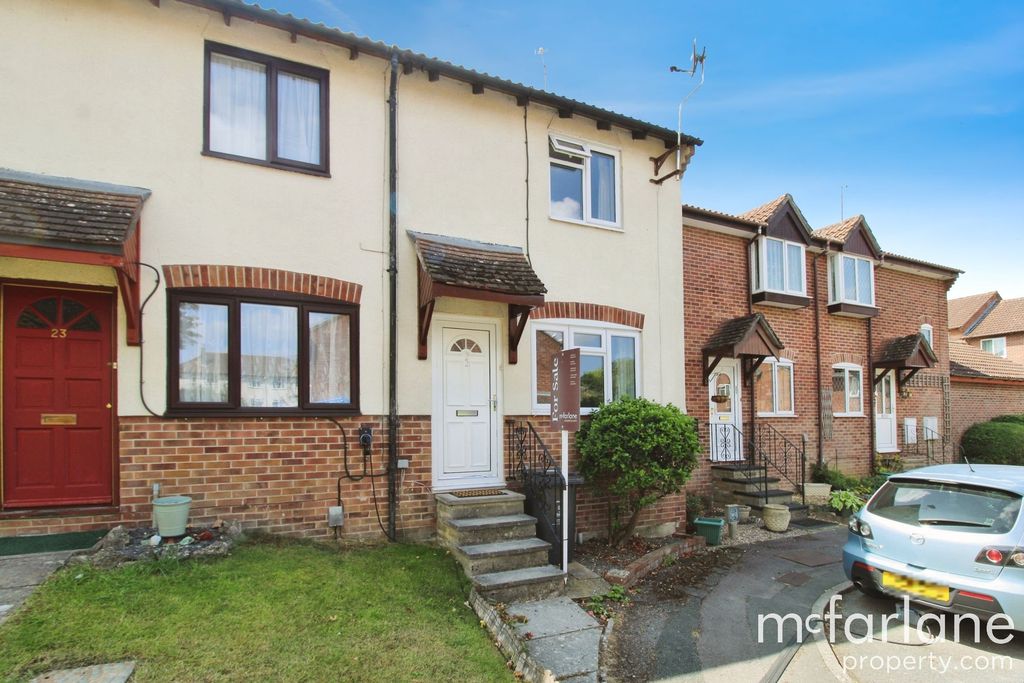 Property photo 1 of 12