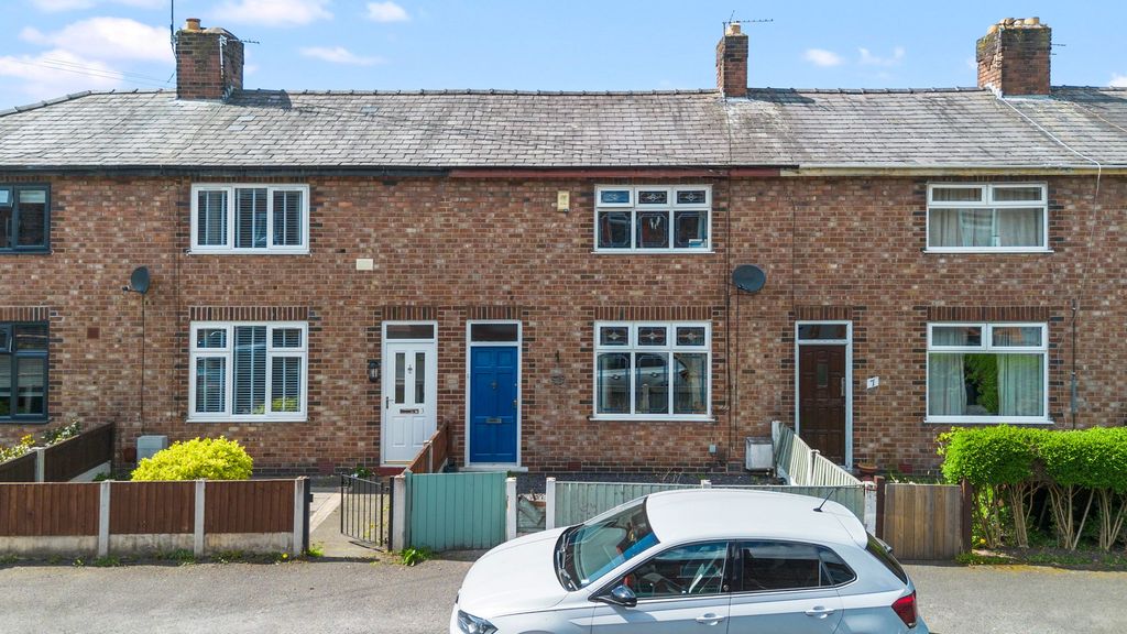 Property photo 1 of 14