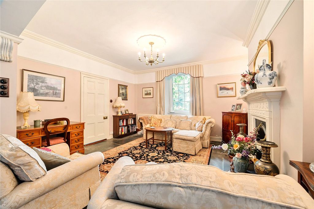Property photo 3 of 31 Picture No. 90