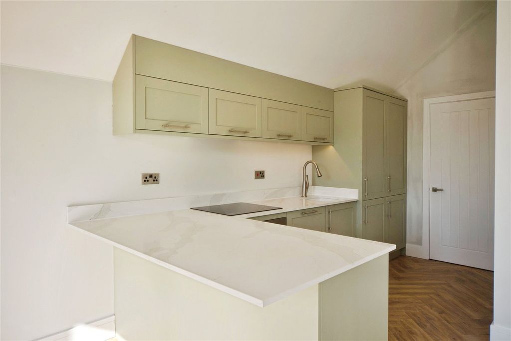 Property photo 3 of 9 Picture No. 09
