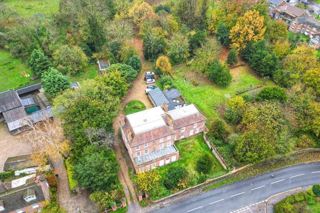 Property photo 3 of 3 Pipes Place, Forge Lane, Gravesend, Kent, Da12 3Dp