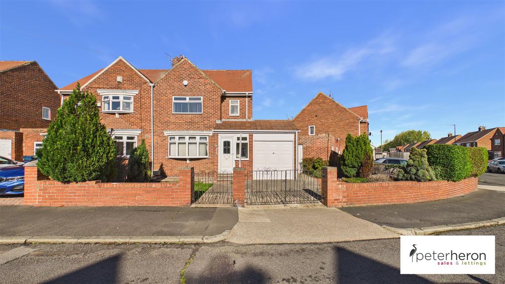 Property photo 1 of 28