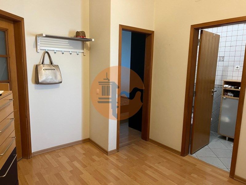 Property photo 3 of 41