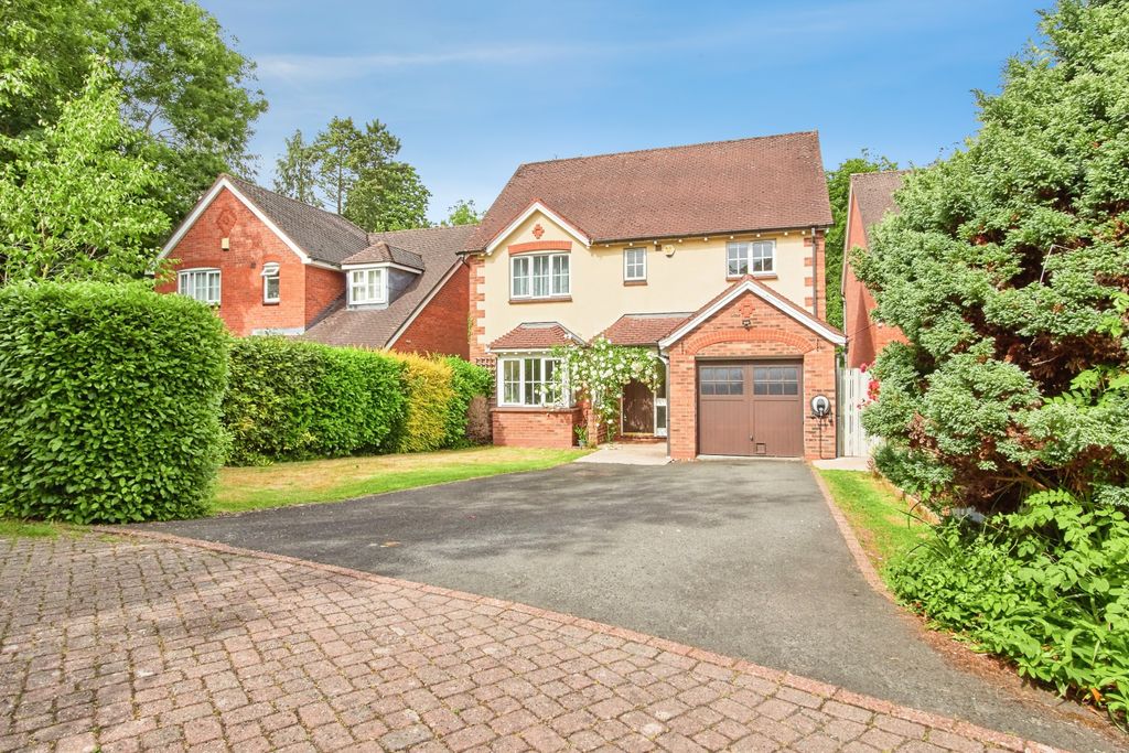 Property photo 1 of 17