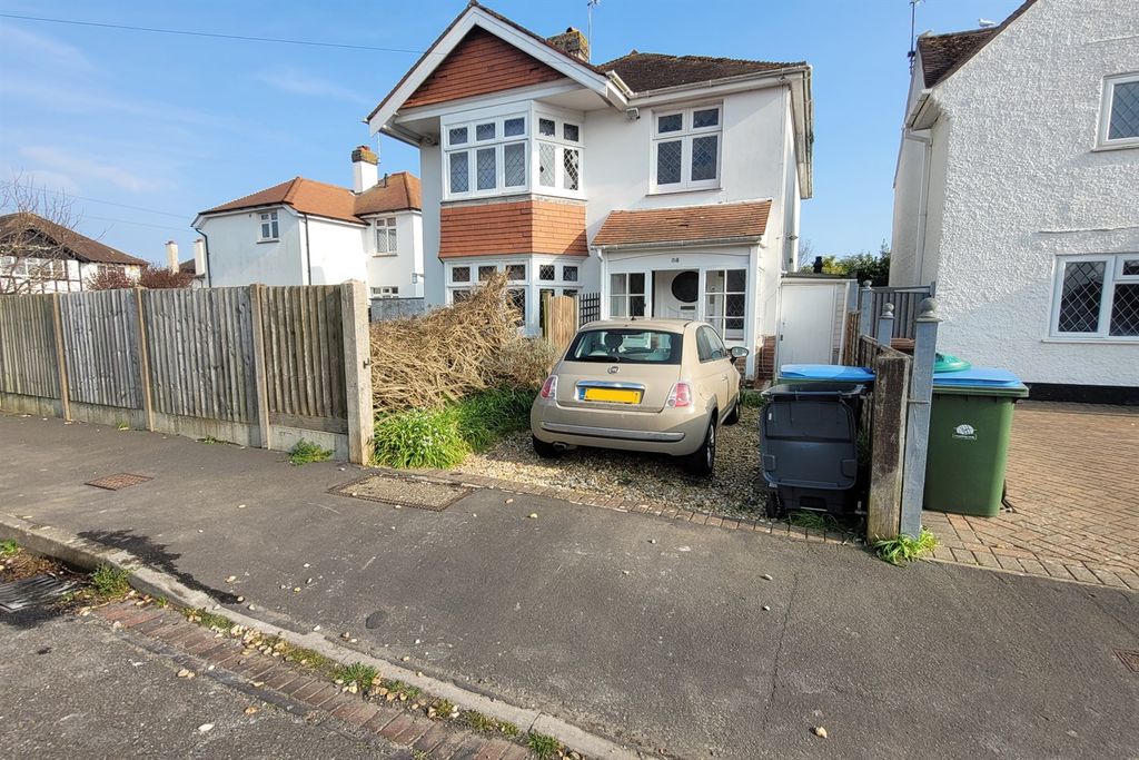 Property photo 1 of 6 (Main)