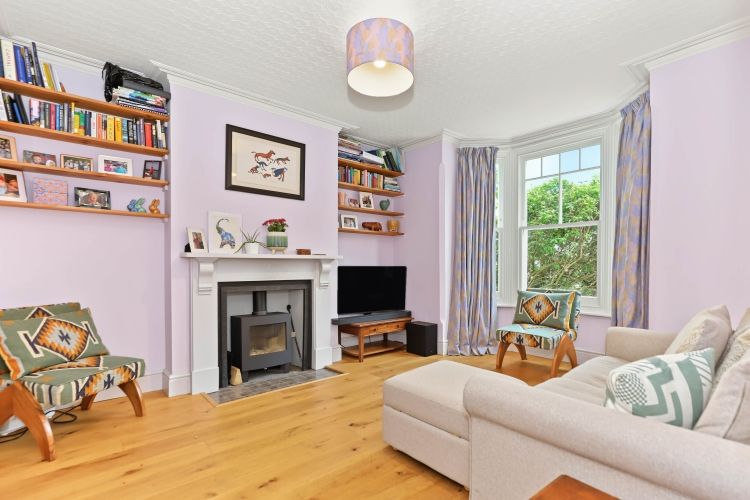 Property photo 2 of 9 338636