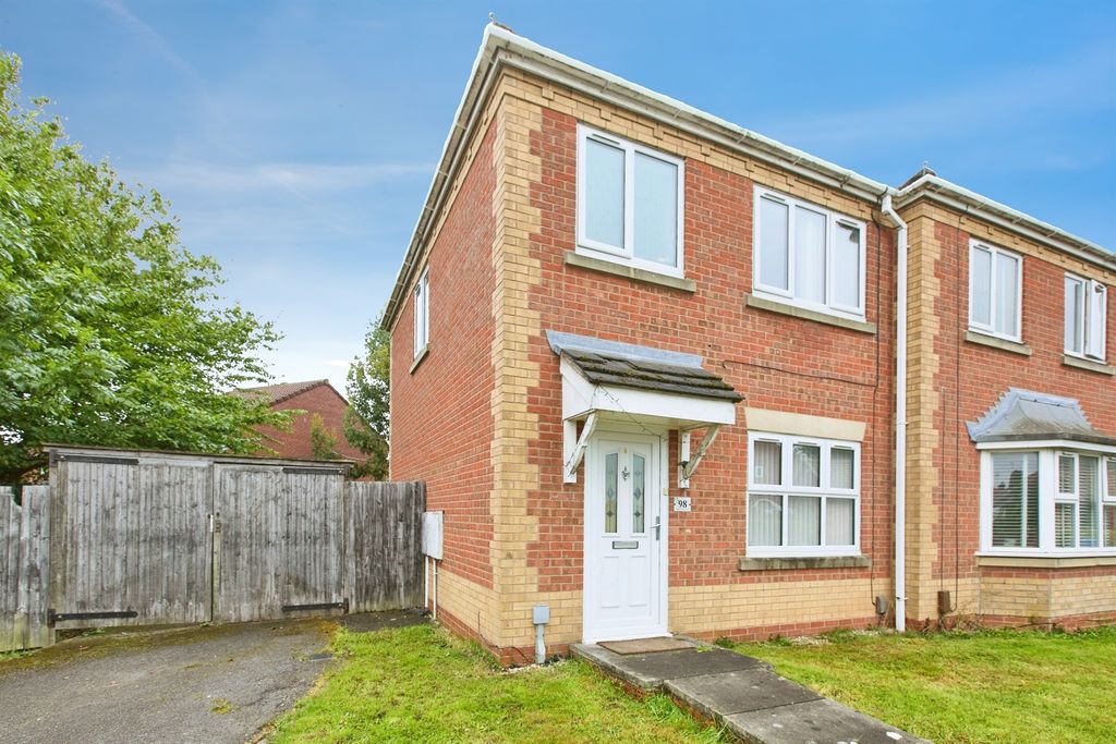 Property photo 1 of 13