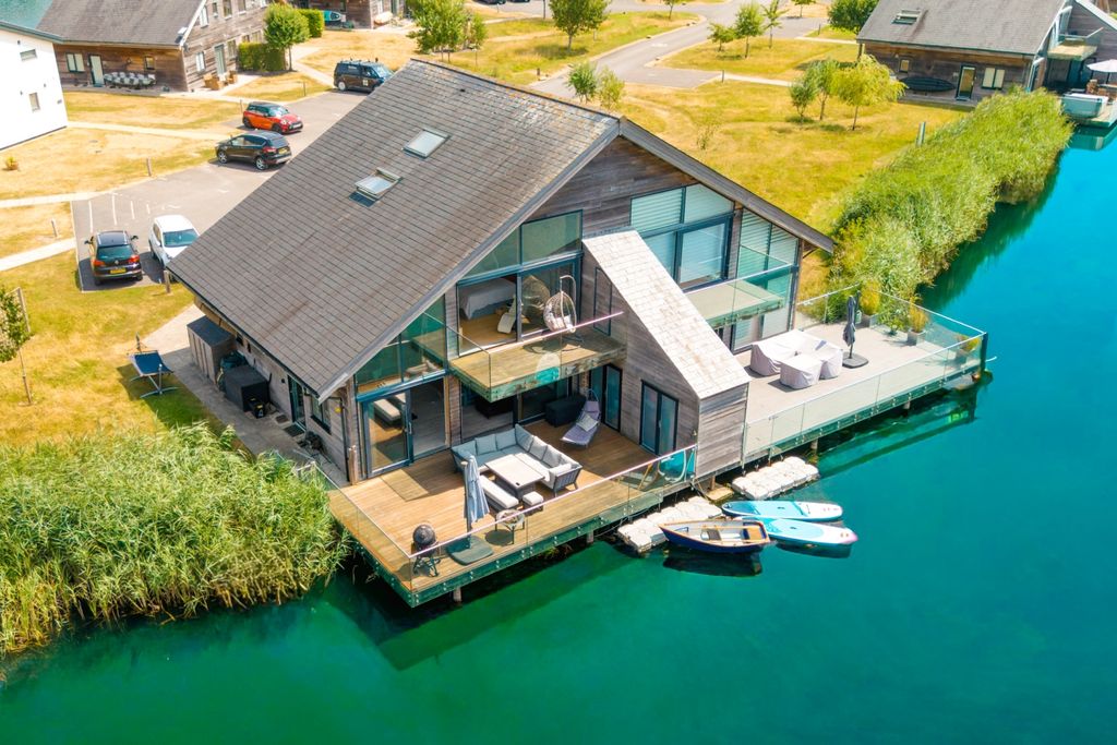 Property photo 2 of 25 Dji_20260717123849_0038_D