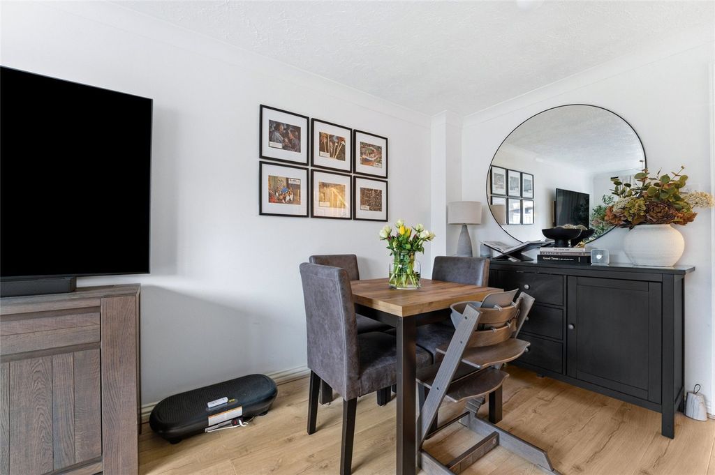 Property photo 3 of 18 Picture No. 16