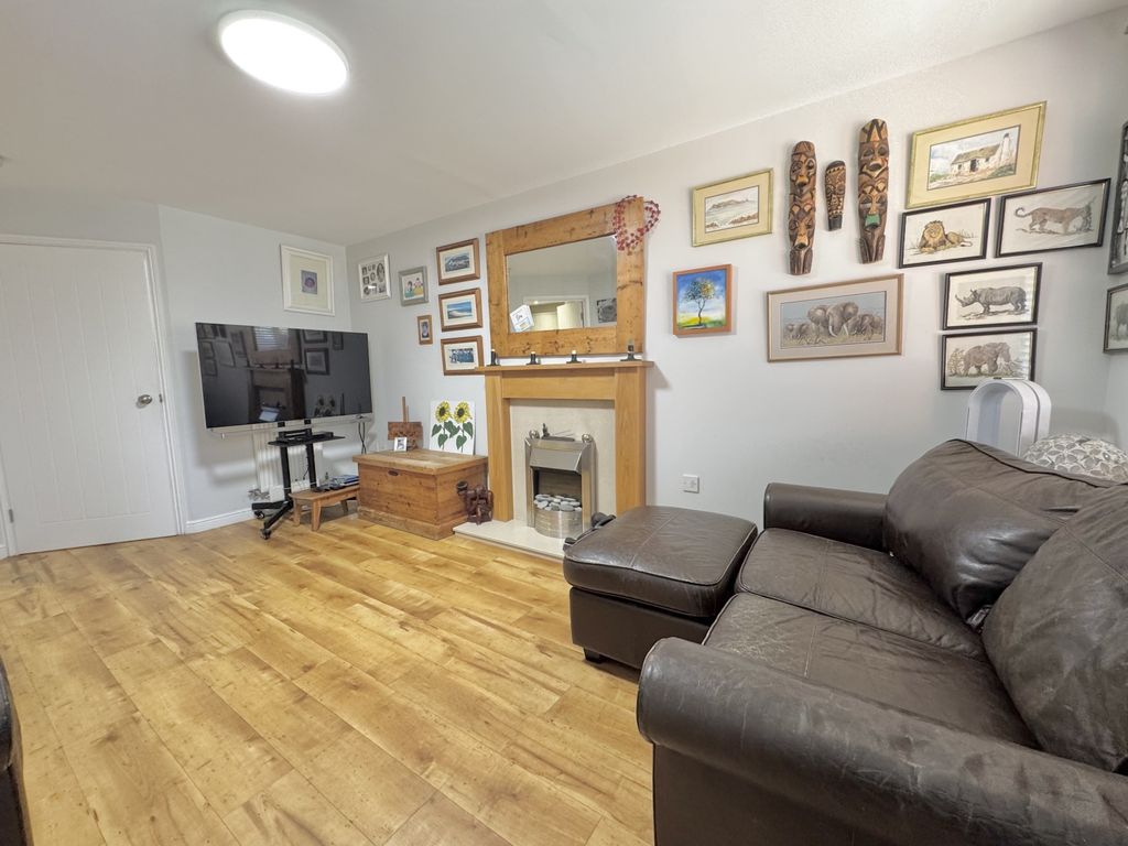 Property photo 2 of 24 Img_8657