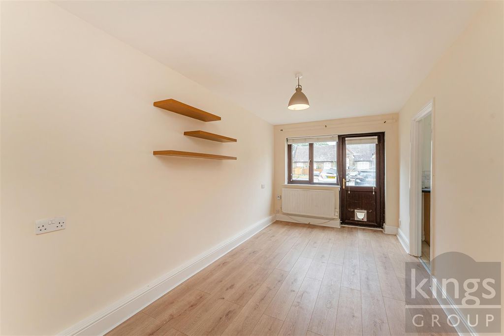 Property photo 2 of 13 3.Jpg