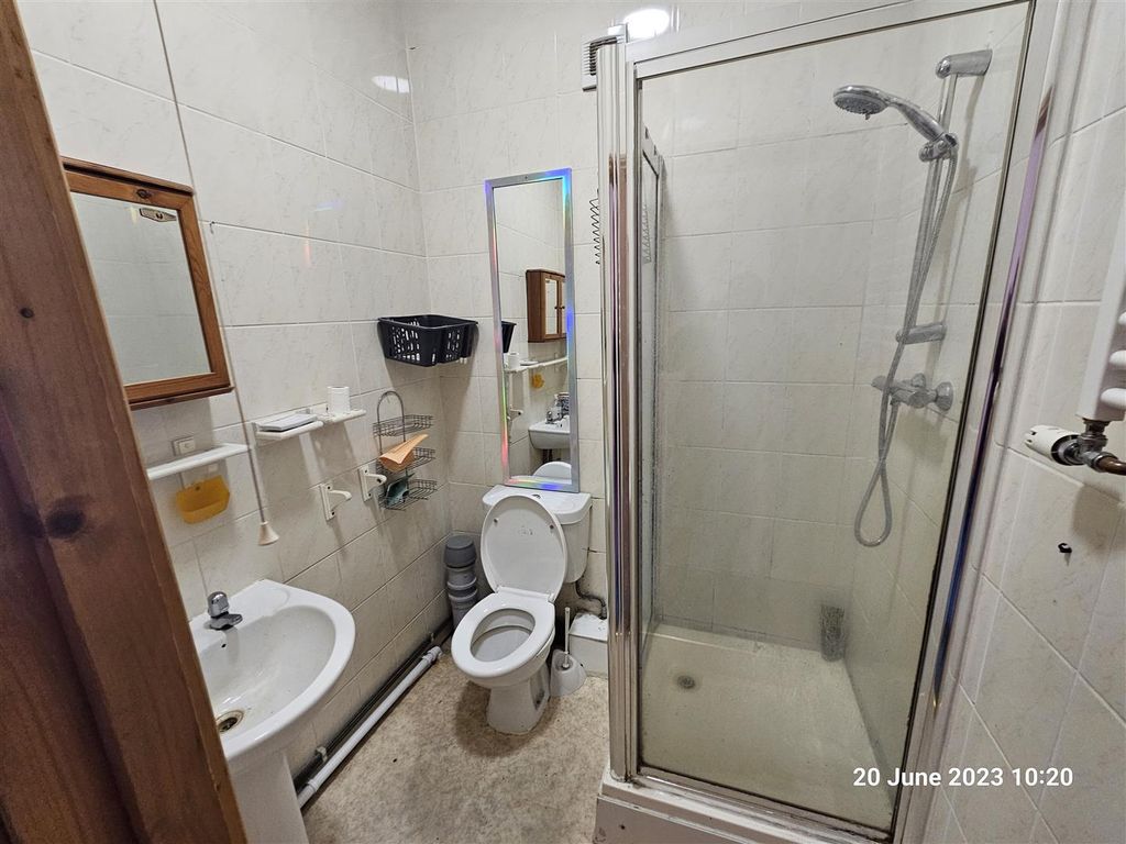 Property photo 2 of 2