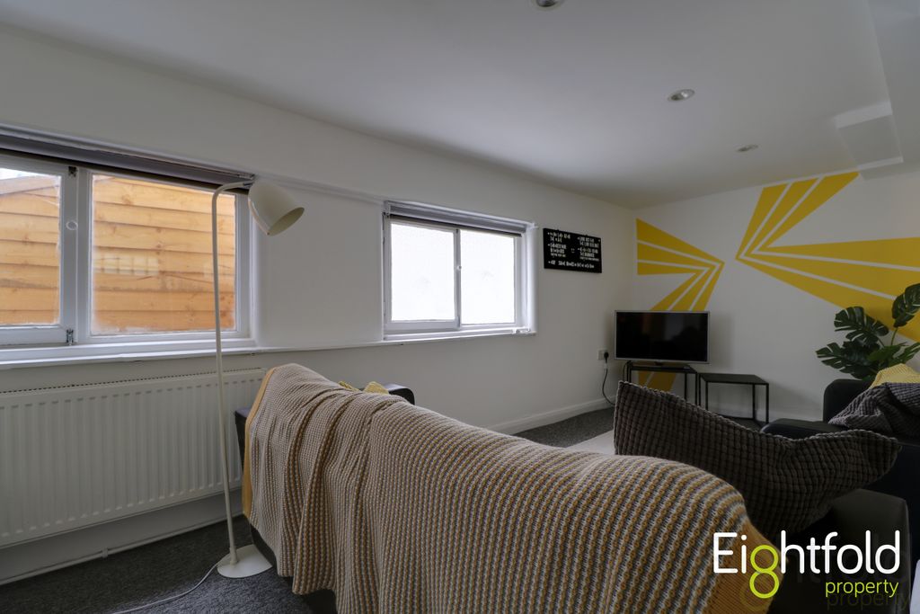 Additional image 19 of 7 bed terraced house to rentCross Street, Hove BN3