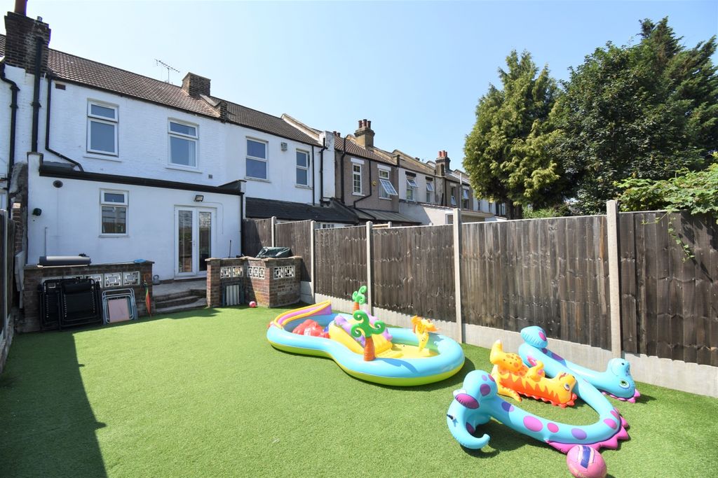 Property photo 3 of 13 Rear