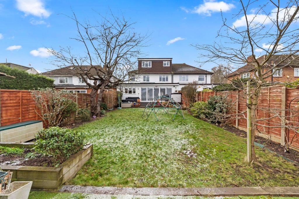 Property photo 2 of 21 Picture No. 29