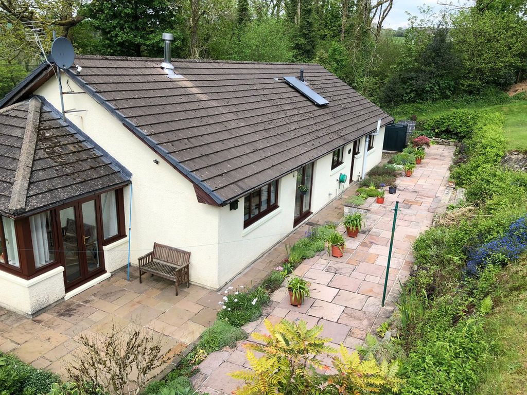 Property photo 2 of 29