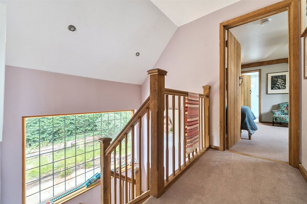 Additional image 14 of 5 bed detached house for saleLiphook, Hampshire GU30