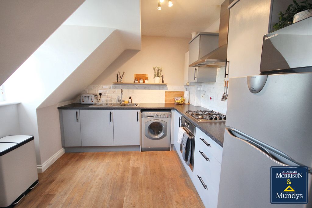 Property photo 2 of 14 Kitchen
