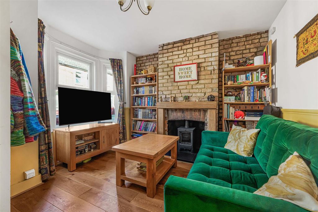 Property photo 2 of 16