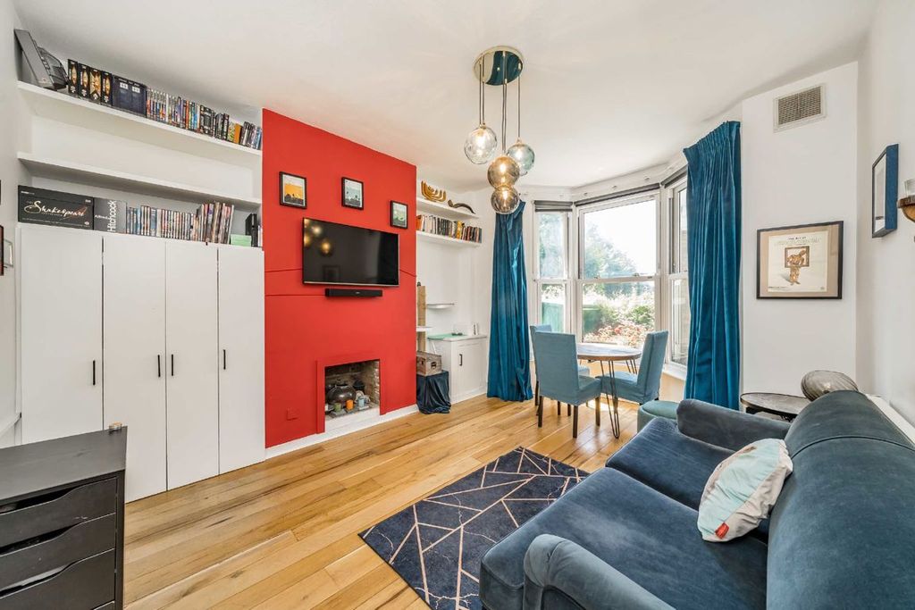 Property photo 2 of 5