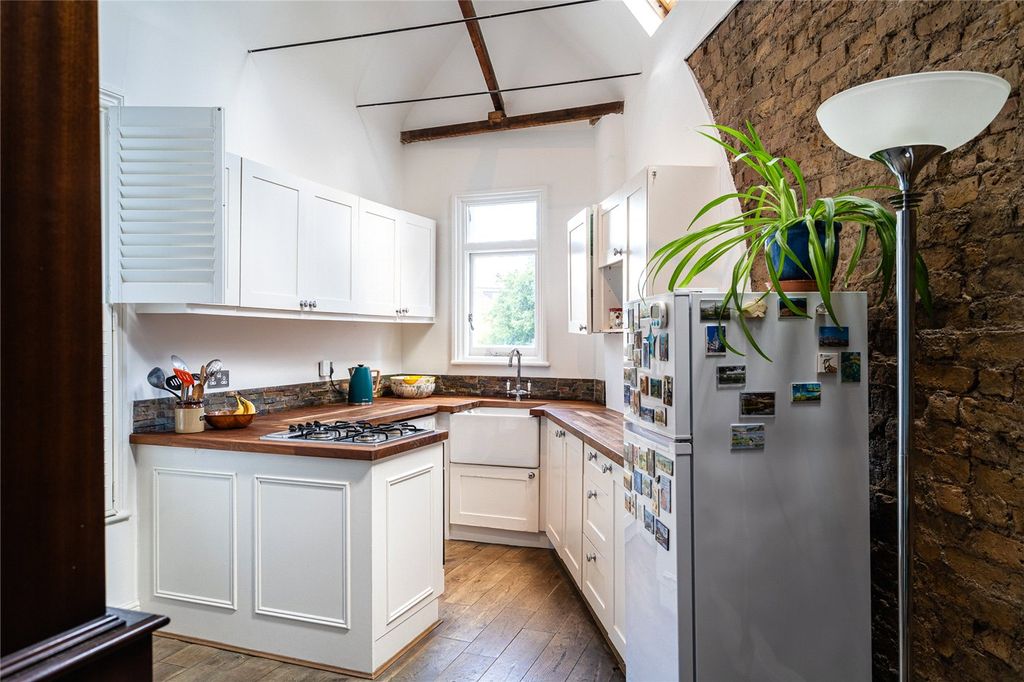 Property photo 3 of 11 Picture No. 09