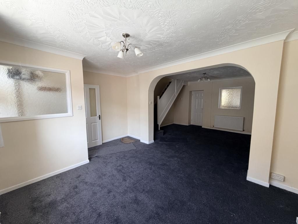 Property photo 3 of 8 Dining Room