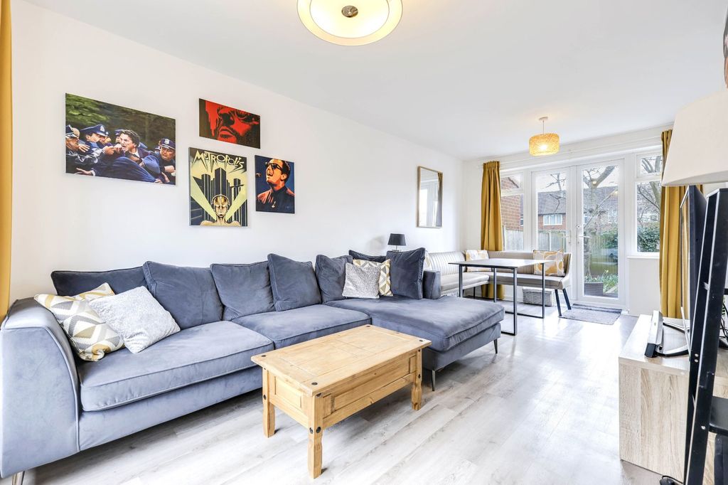 Property photo 3 of 14 Picture No. 06