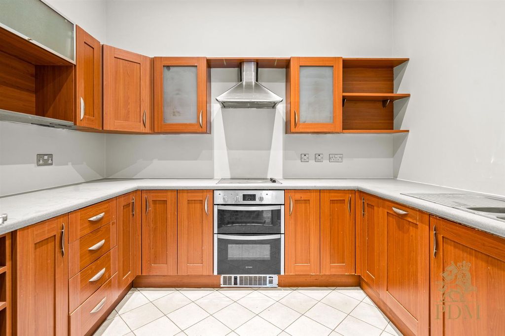 Property photo 2 of 16 Apt 5 Lexington Place, 7 Plumptre Street Nottingha