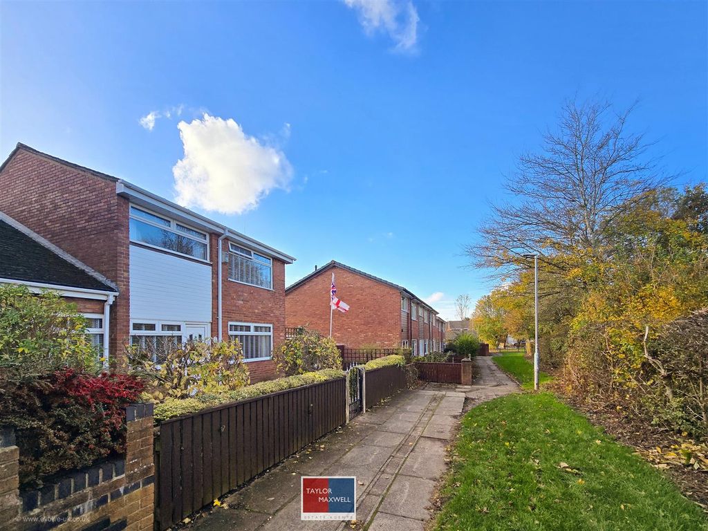 Property photo 3 of 33 Front