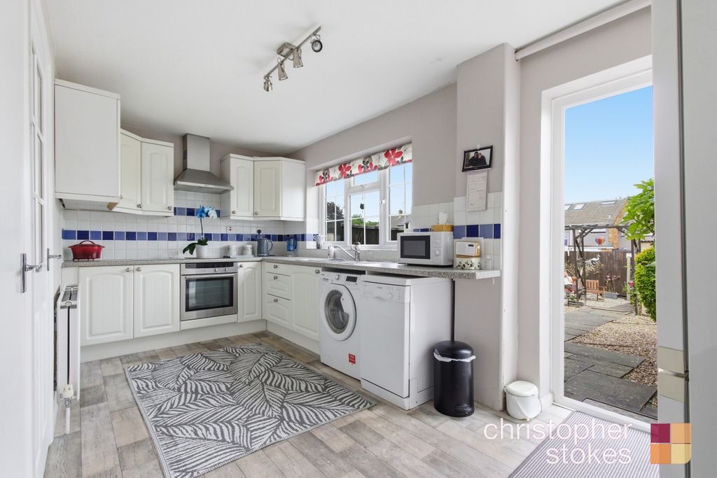 Property photo 3 of 17 5071216