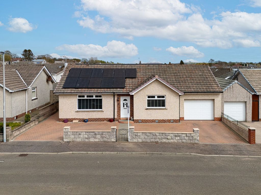 Property photo 1 of 22 External