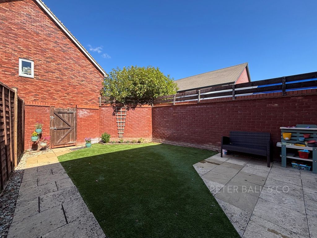 Property photo 2 of 17 Rear Garden