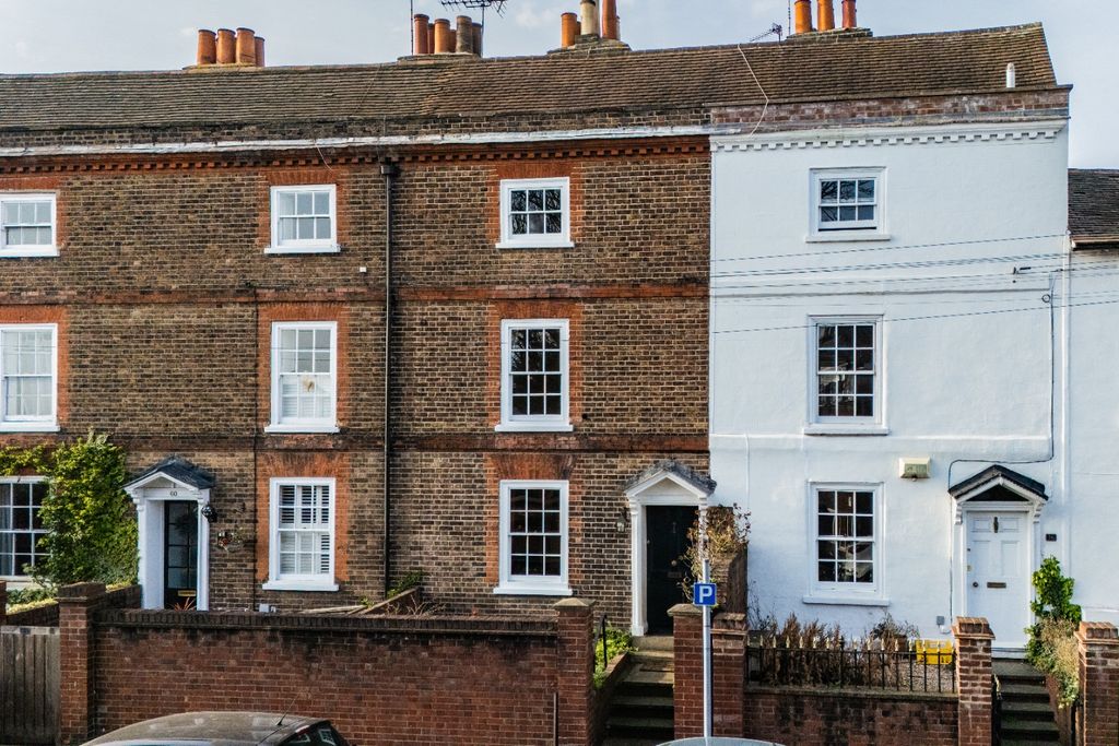 Property photo 1 of 24 4926471