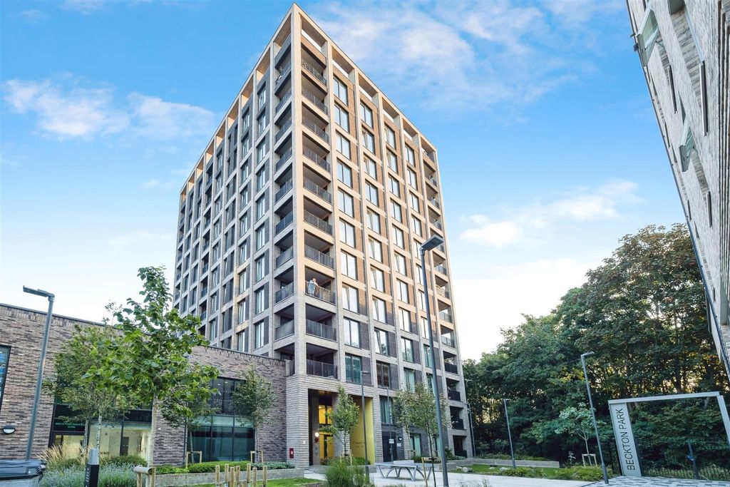 Property photo 1 of 19 _7263605.Jpg