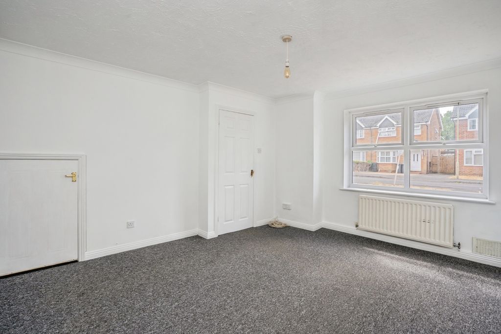 Property photo 3 of 14 Pbox-Img.Jpg