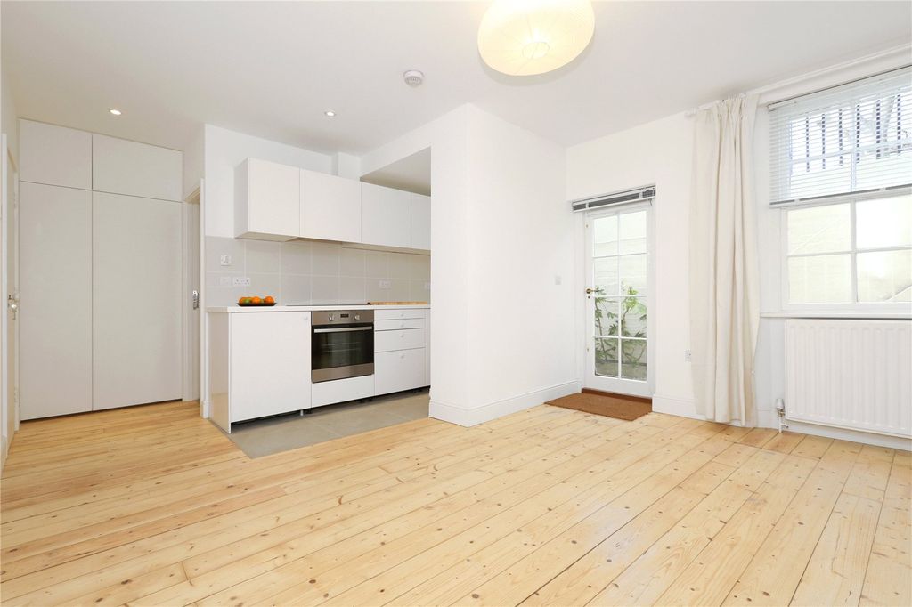 Property photo 1 of 8 Open Plan