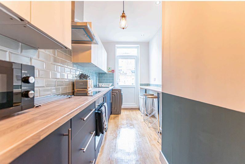 Property photo 3 of 8 3